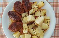 Beautiful Sifnos Restaurant - Soutzoukakia avec pommes de terre rôties